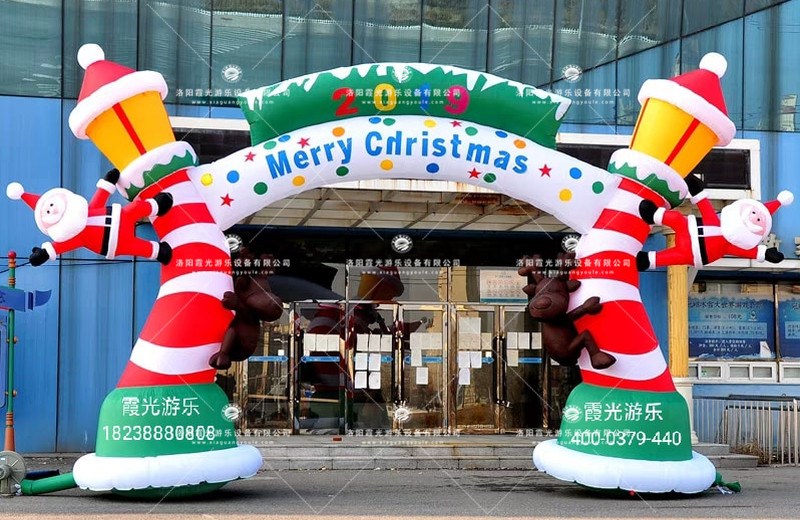 九龙坡圣诞活动拱门